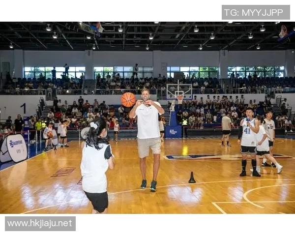 独行侠:一位篮球巨星的成长历程与传奇人生 独行侠:一位篮球巨星的成长历程与传奇人生