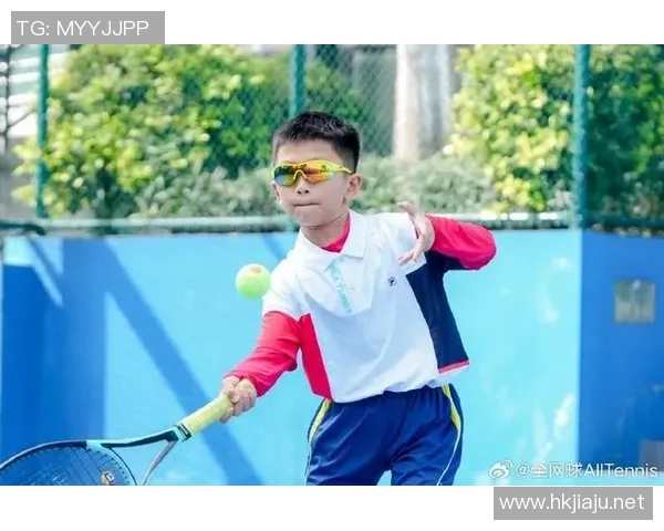 南京网球队在城市联赛中的灵活战术与团队协作表现分析